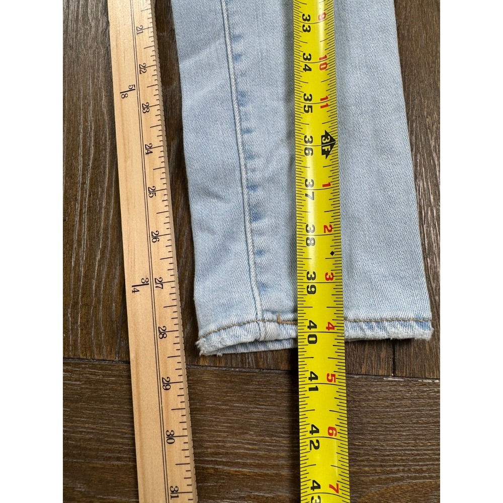 Levi's 721 Women's Jeans 27 Light Wash High Rise Skinny Distressed - Picture 2 of 6